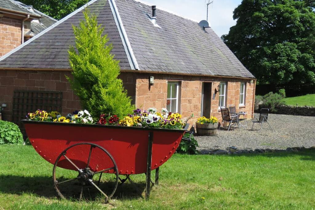 Harleyburn Cottages - Stables And Saddlery Melrose Luaran gambar